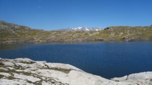 Tour des lacs du plateau d'Emparis