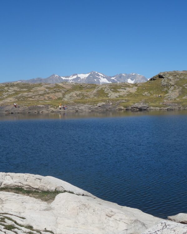 Tour des lacs du plateau d'Emparis
