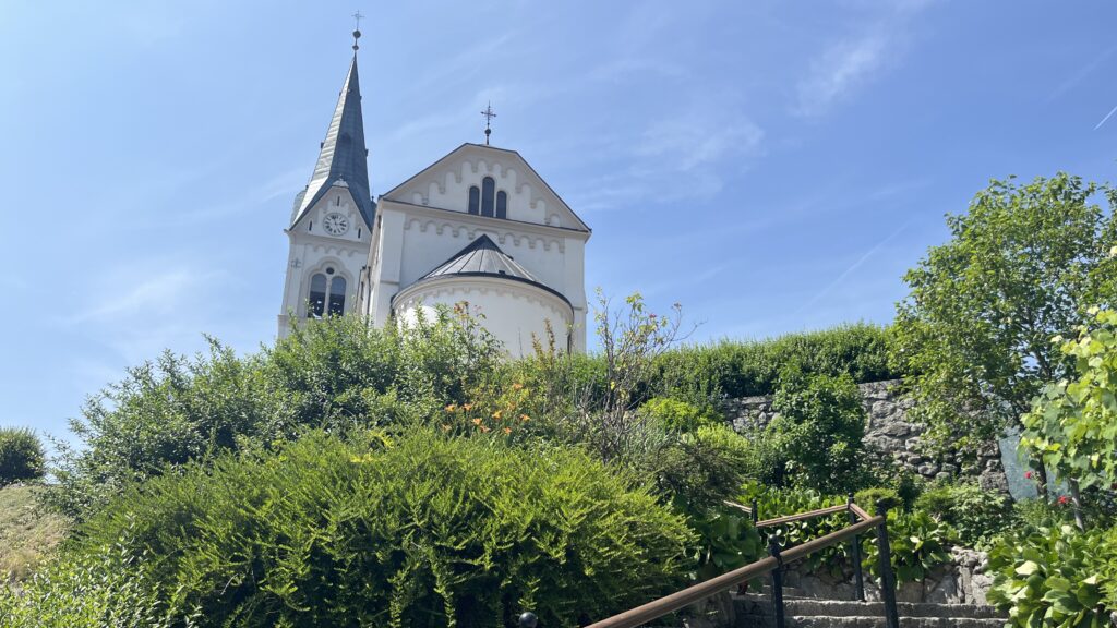 Slap Sopota et Slap Krampez (cascade Sopota et cascade Krampez) au départ du village de Dreznica, Alpes Juliennes, Slovénie