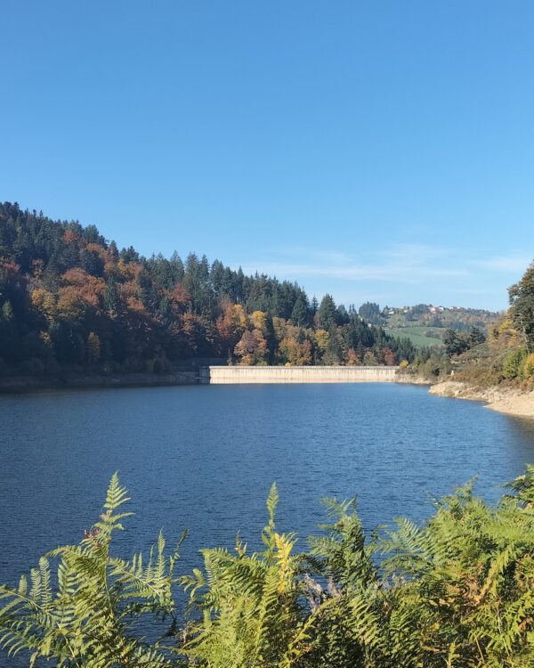 Tour des barrages du Gouffre d'Enfer et du Pas du Riot