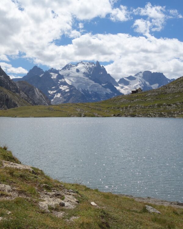 Lac et refuge du Goléon