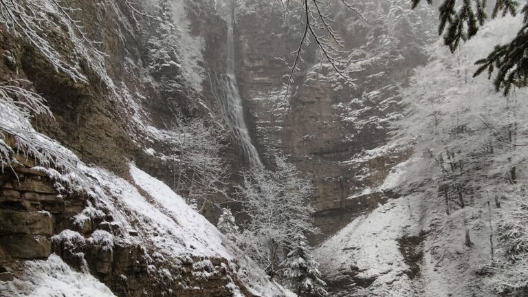Cascade du Guiers Mort, Saint-Pierre-de-Chartreuse