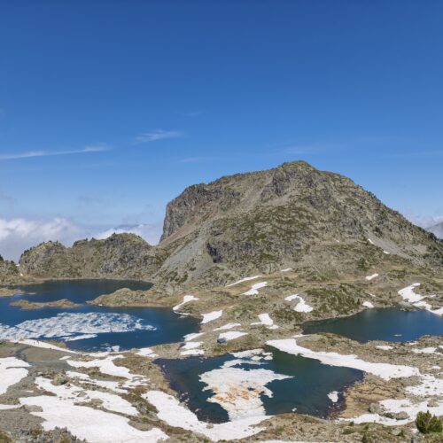 Lac Achard et Lacs Robert au départ de Chamrousse dans le massif de Belledonne